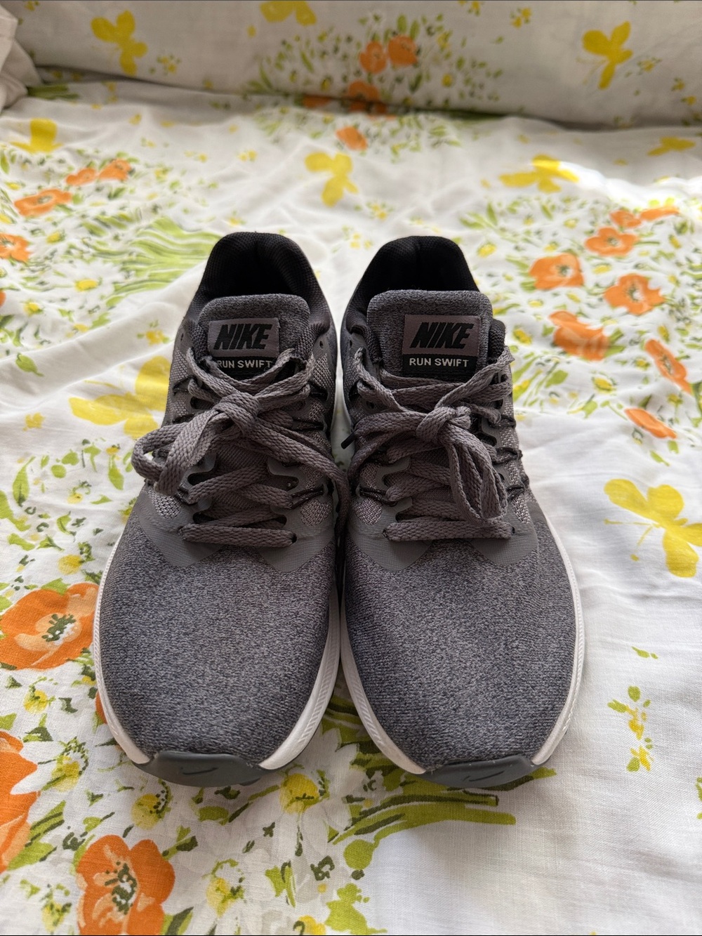 NIKE Run Swift Running Shoes